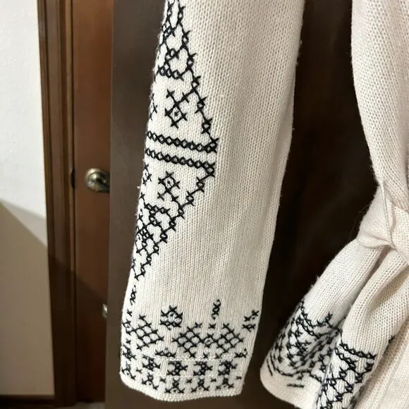 360 Cashmere Cream with Black Embroidery midi Duster Cardigan Size XS