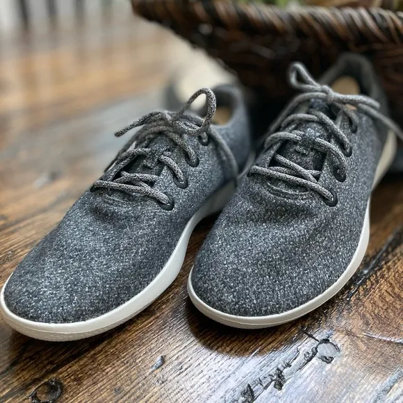 ALLBIRDS Men’s Natural Grey (Light Grey Sole) Wool Runners