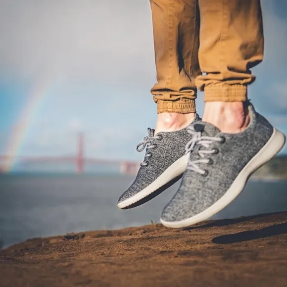 ALLBIRDS Men’s Natural Grey (Light Grey Sole) Wool Runners