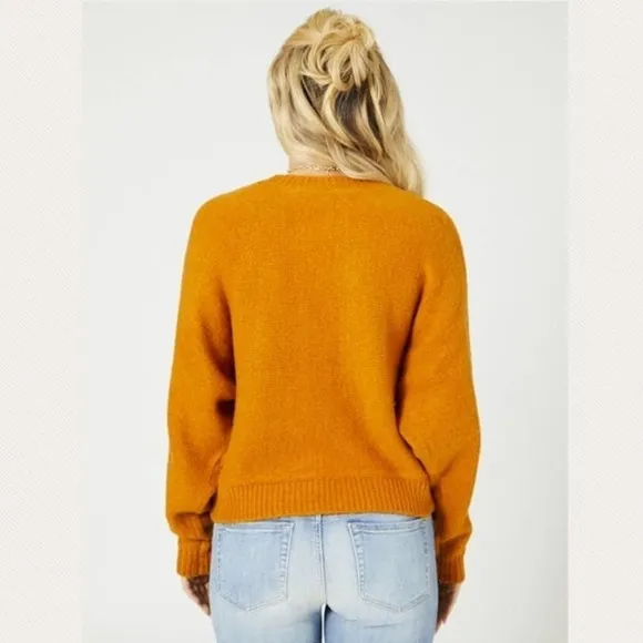 ALTAR'D STATE COZY Chunky Sweater Gold LG NEW Altar'd State Mustard  Gold Sweat