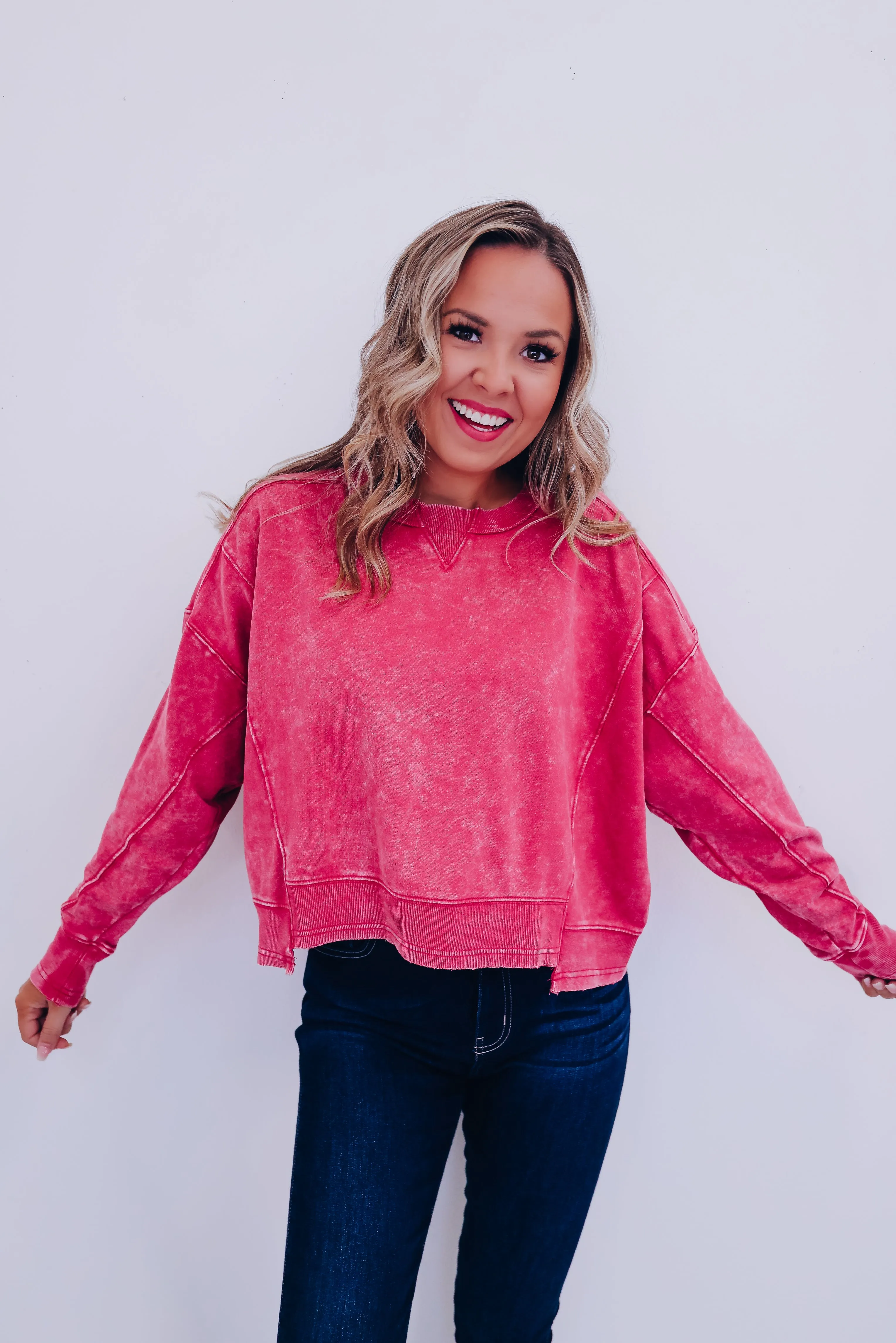 Amanda Acid Washed Cropped Sweatshirt - Cranberry