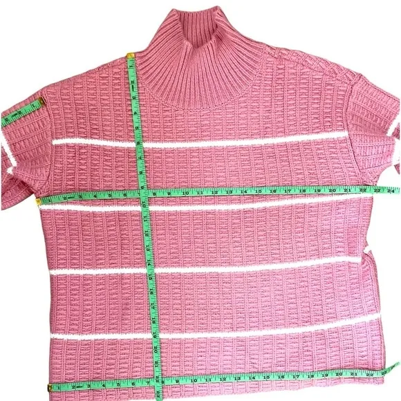 Ann Taylor Textured Blush and White Striped Turtleneck Size Large NWOT
