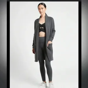 Athleta Dark Gray Wool Cashmere Oversized Spirit Wrap size Small