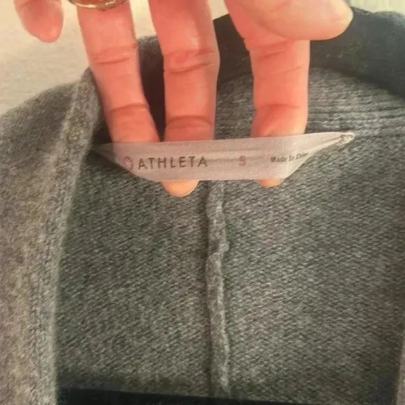 Athleta Dark Gray Wool Cashmere Oversized Spirit Wrap size Small