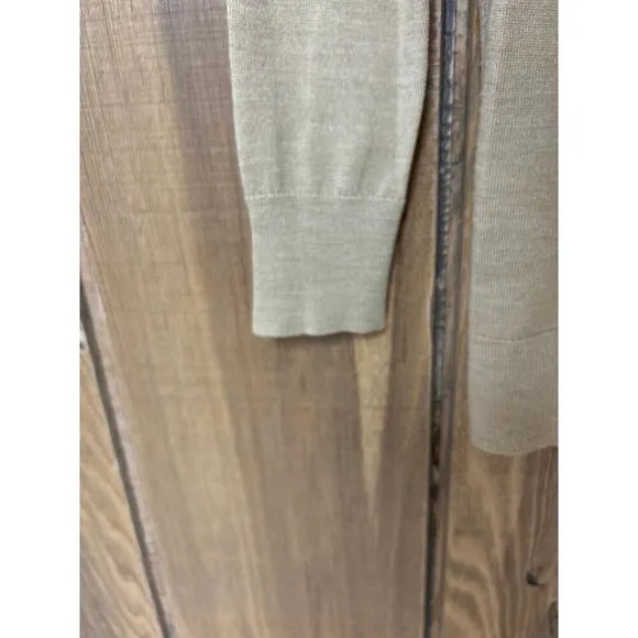 Banana Republic 100% Merino Wool Minimalist 3/4 length Sleeve Boyfriend Cardigan