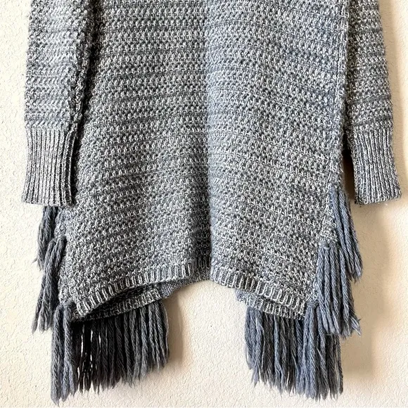 Banana Republic Long Sleeve Grey Fringe Chunky Knit Open Front Cardigan Heavy