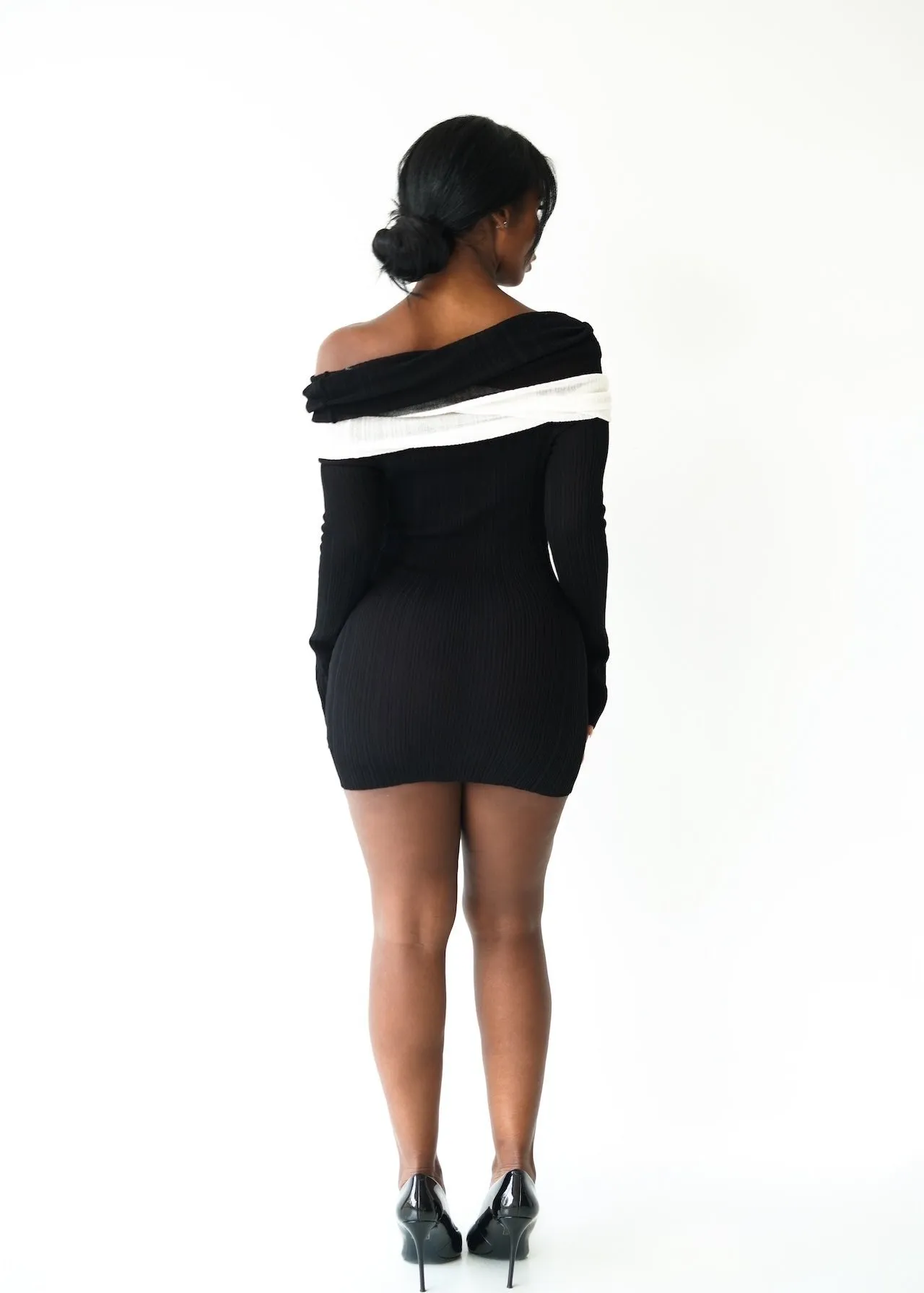 BARELY THERE SWEATER DRESS- BLACK