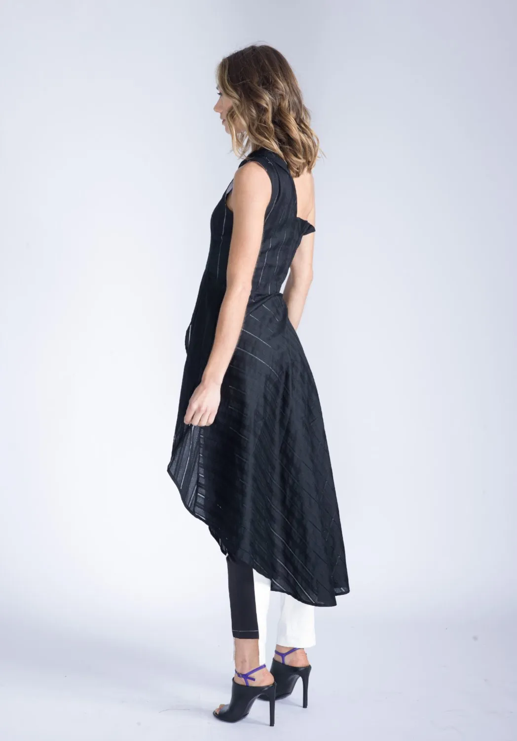 BILLY JEAN Asymmetrical Cotton Top