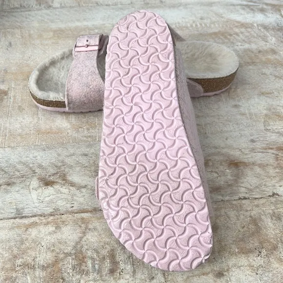 Birkenstocks Arizona Happy Lamb Wool Sandal {Soft Pink} 34