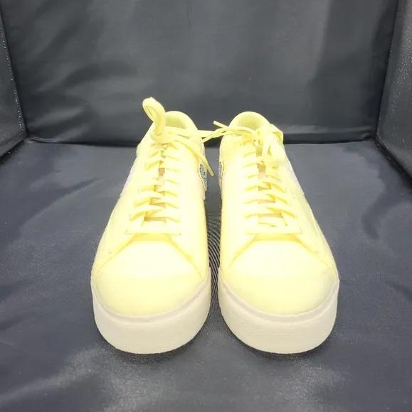 Blazer Low Platform
