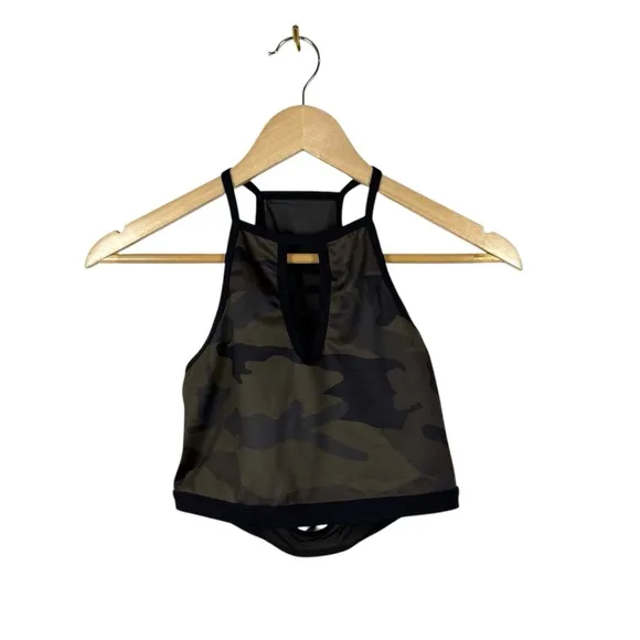 Carbon 38 Women’s High Neck Mesh Back Camo Cut Out Sports Bra Green/Black L