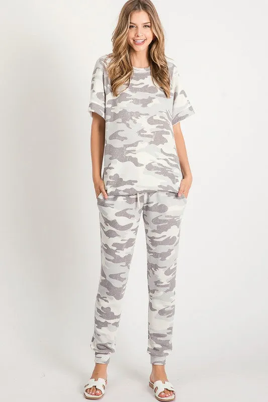 Don't Blend In Camo Jogger