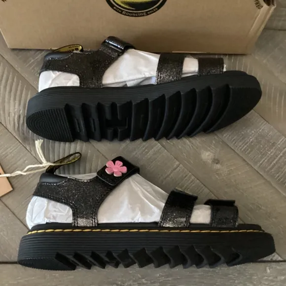 DR. MARTENS Klaire Sandal, size 5