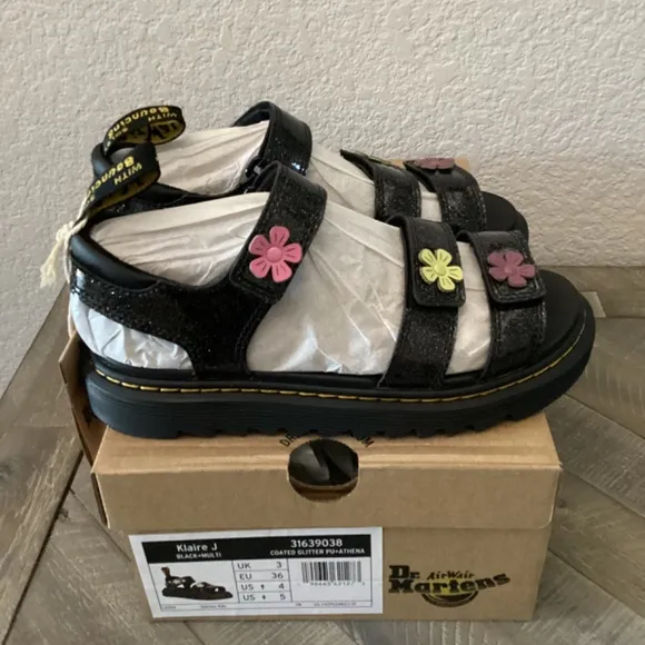 DR. MARTENS Klaire Sandal, size 5