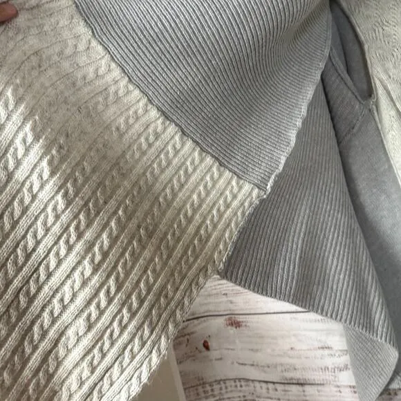 Fate Please Yourself Gray and Cream Open Shawl Chunky Cardigan, EUC, Small
