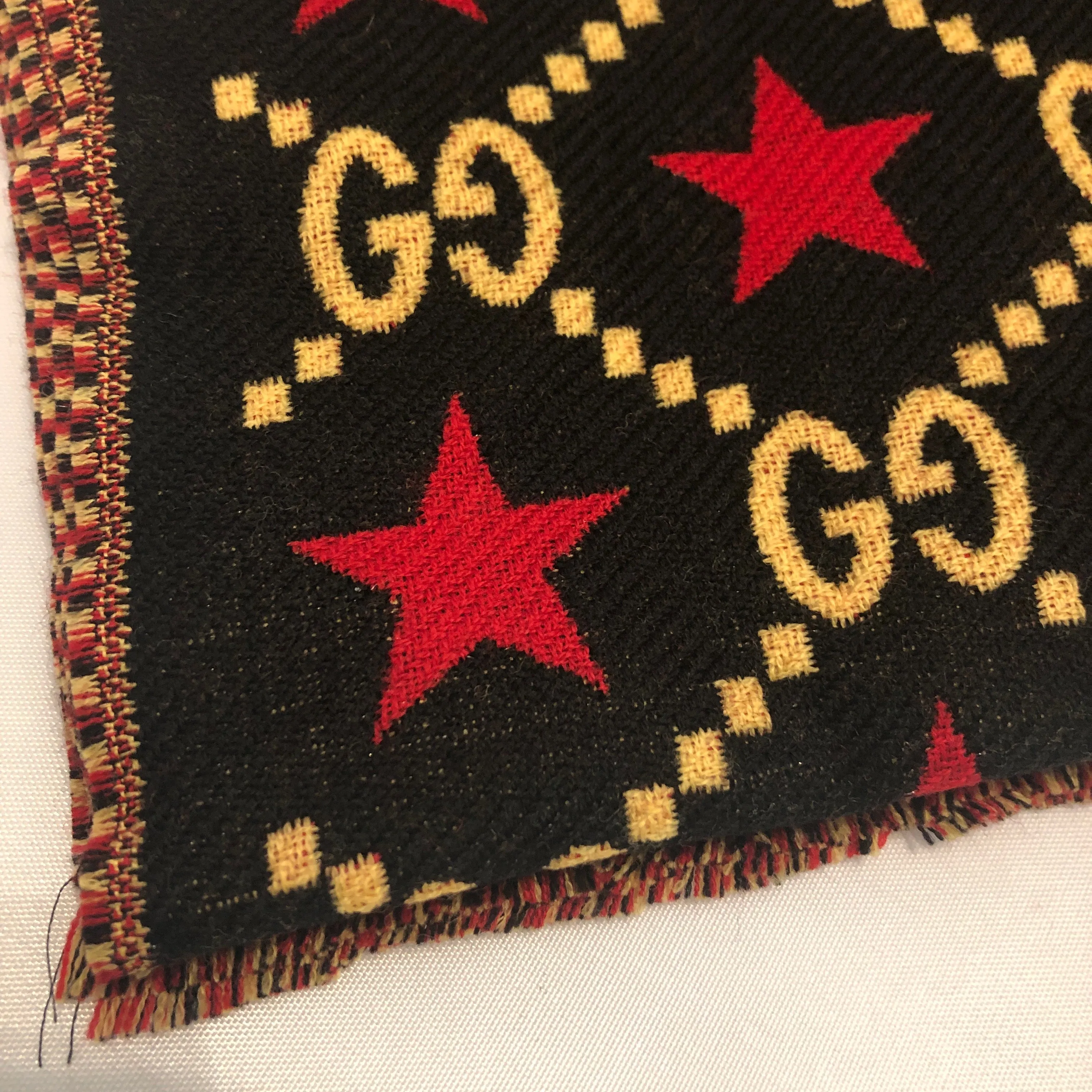 Gucci GG Stars Scarf in Black and Red