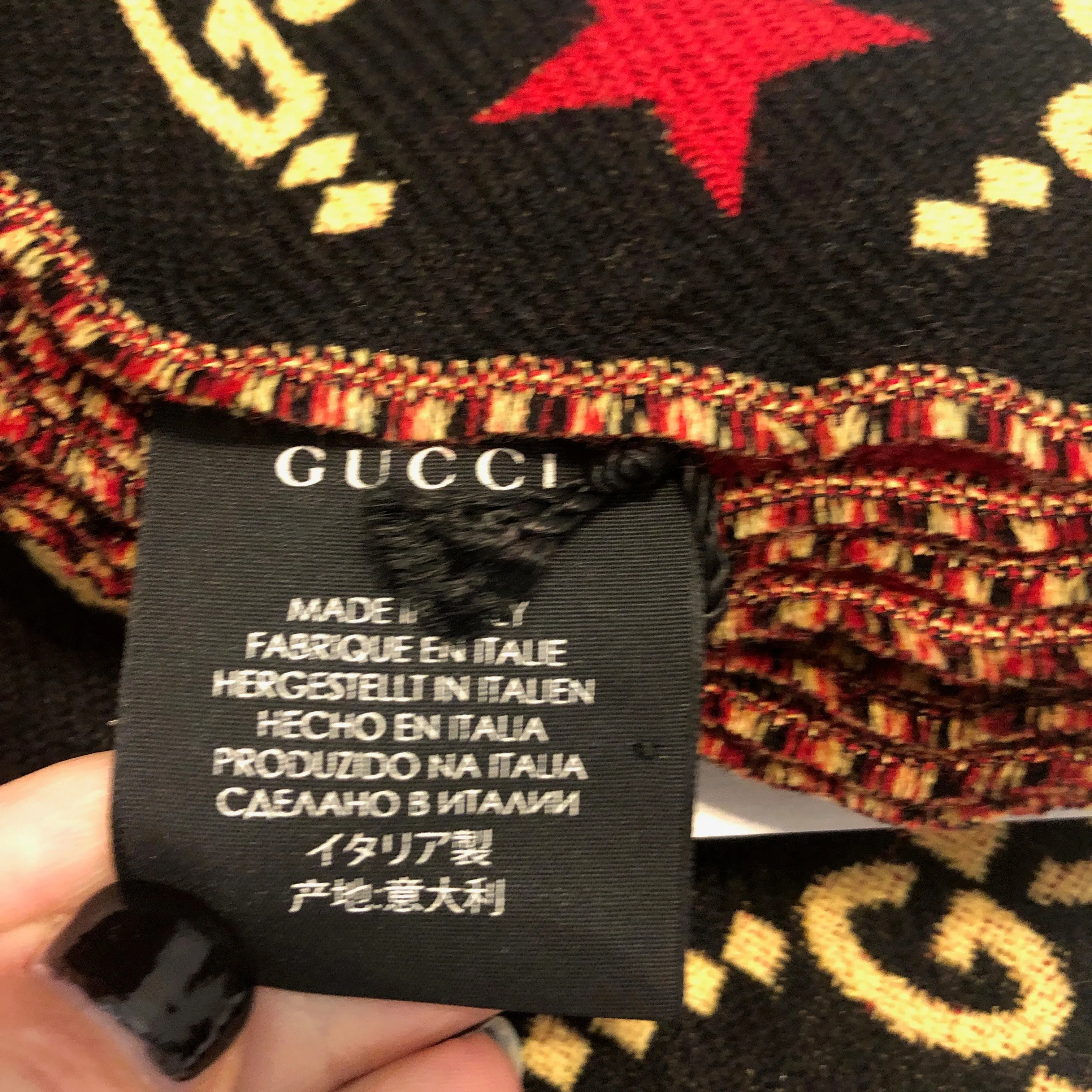 Gucci GG Stars Scarf in Black and Red