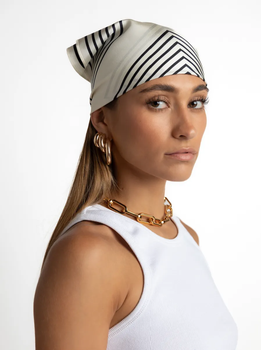 HOLLOW HOOPS SMALL - GOLD