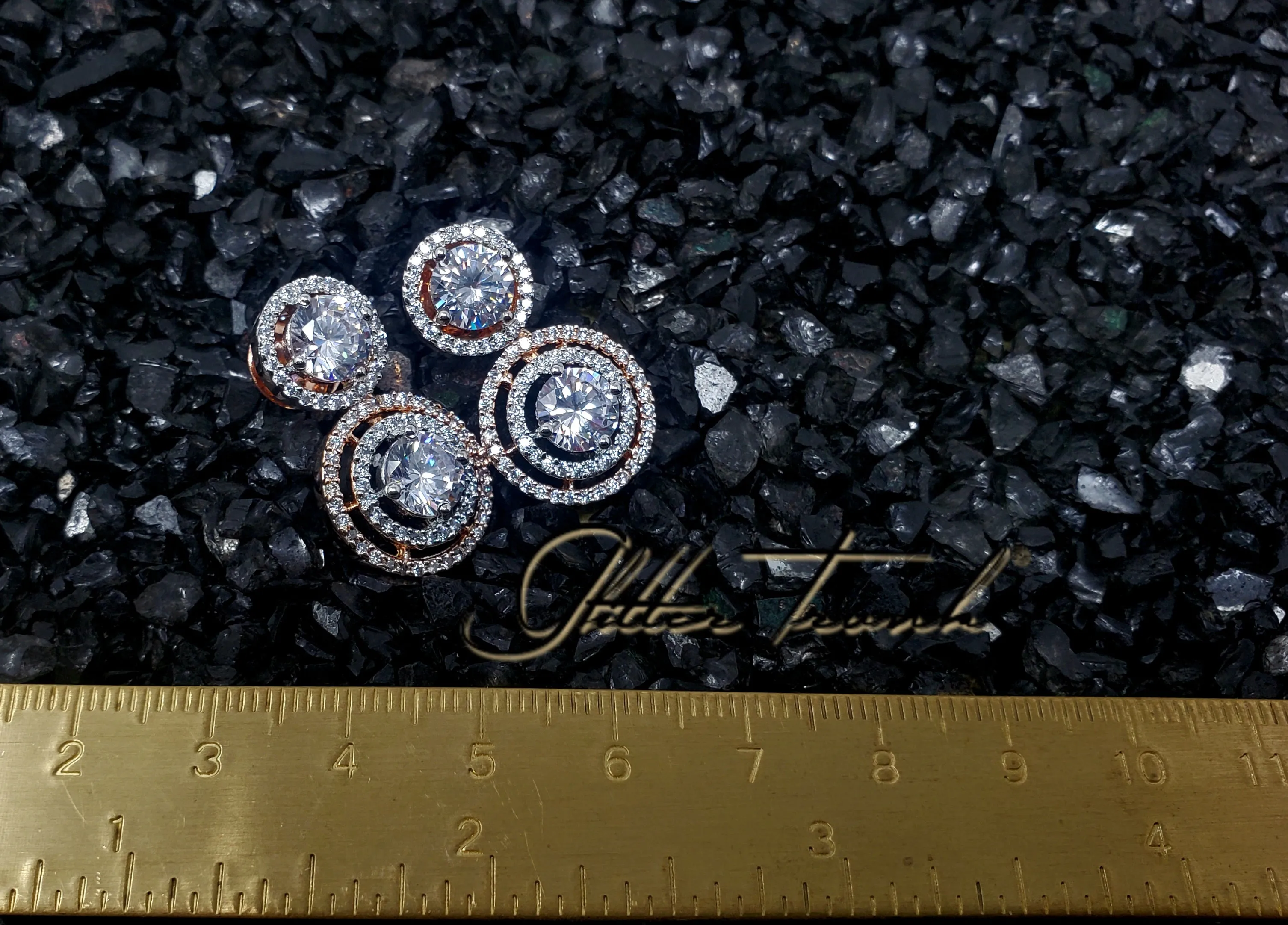 Kaira AD Solitaire Silver Statement studs
