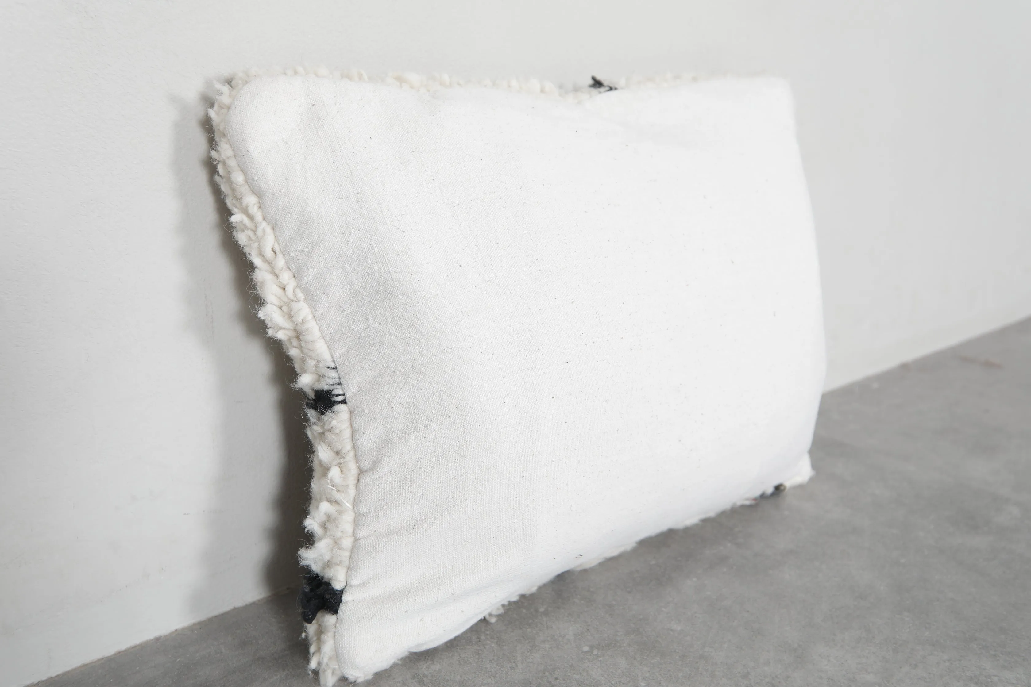 Luxurious Moroccan Wool Pillow in Cream with Black Accent - 16.5 x 22 Inches