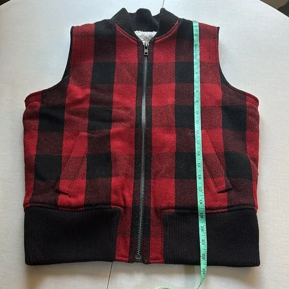 Madewell Buffalo Plaid Vest with Sherpa Lining - Medium