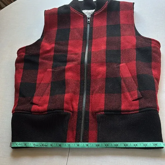 Madewell Buffalo Plaid Vest with Sherpa Lining - Medium