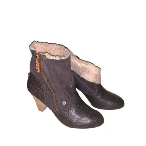 Matt Bernson Minx Brown Fold-over Zipper Booties Faux Fur Women's Size 9.5