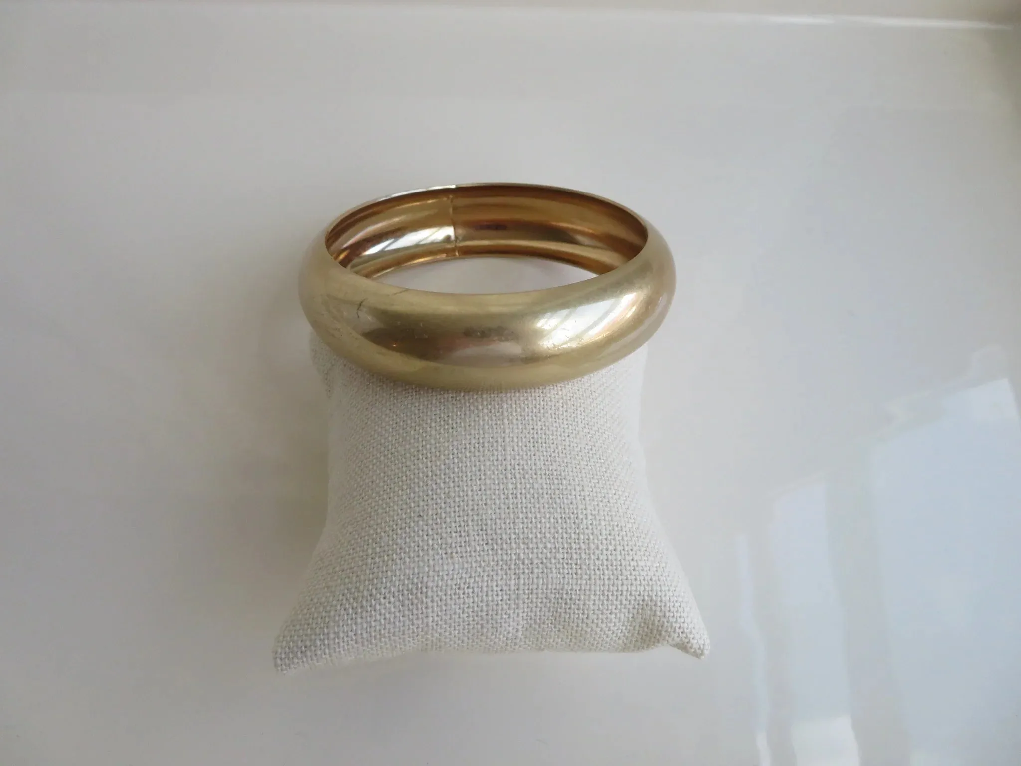Modern Chunky Bangle