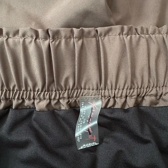 NEW Free People Easy Tiger Side Pleat Shorts Size Large