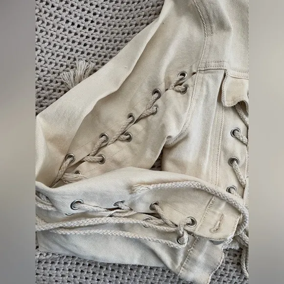 NWOT FASHION NOVA Can't Keep Up Denim Jacket - XL