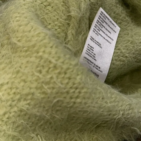 NWOT FREE PEOPLE Flurry Sweater LIME GREEN MEDIUM  Wool Blend