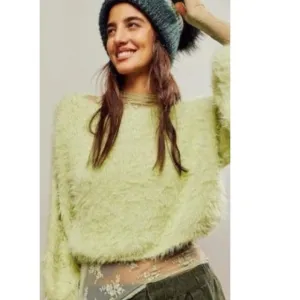 NWOT FREE PEOPLE Flurry Sweater LIME GREEN MEDIUM  Wool Blend