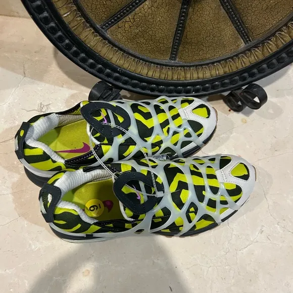 NWOT Nike Air Kukini Men’s athletic Sneaker