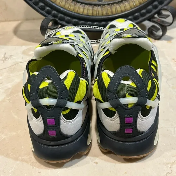NWOT Nike Air Kukini Men’s athletic Sneaker