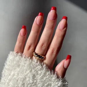 Short coffin red french