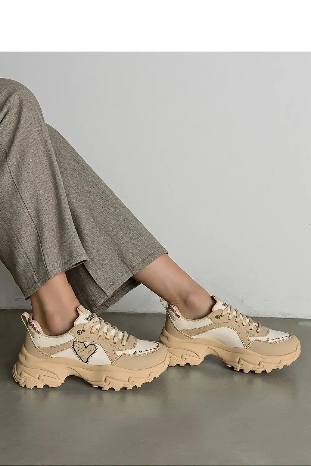 Sport Shoes Inello
