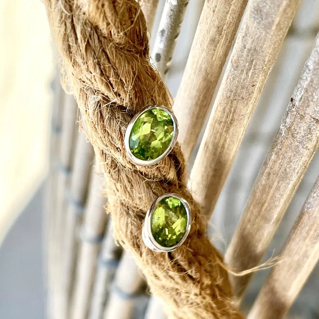 Stylish Bezel Set Oval Peridot Stud Earrings