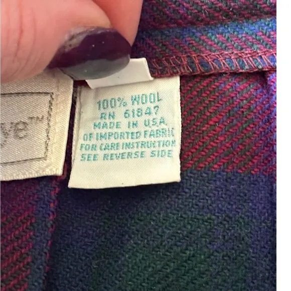 The Eagle’s Eye Vintage 100% wool plaid academia Red Blue Pleated Skirt Sz 6