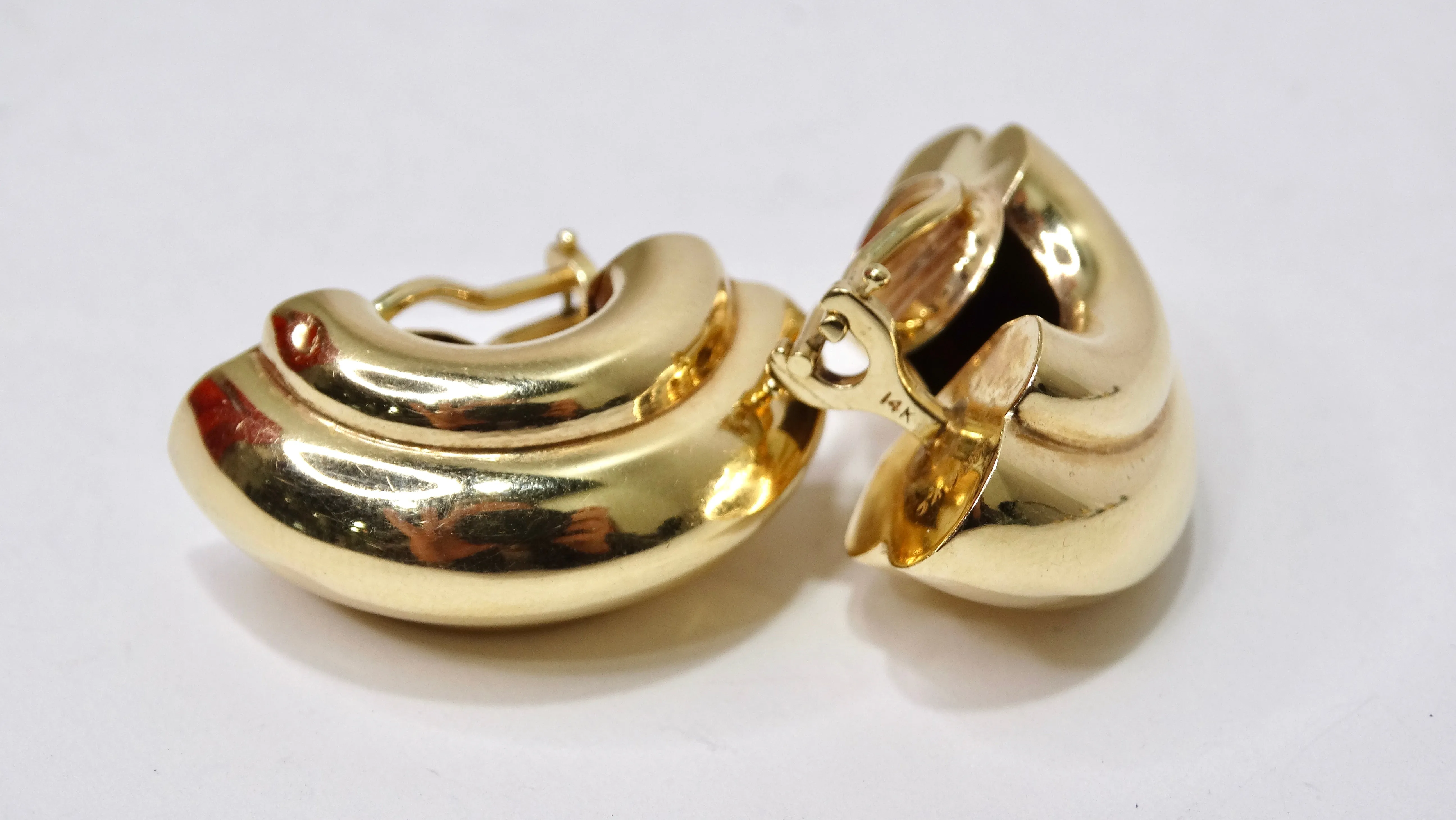 Van Cleef & Arpels 14k Gold Chunky Hoop Earrings